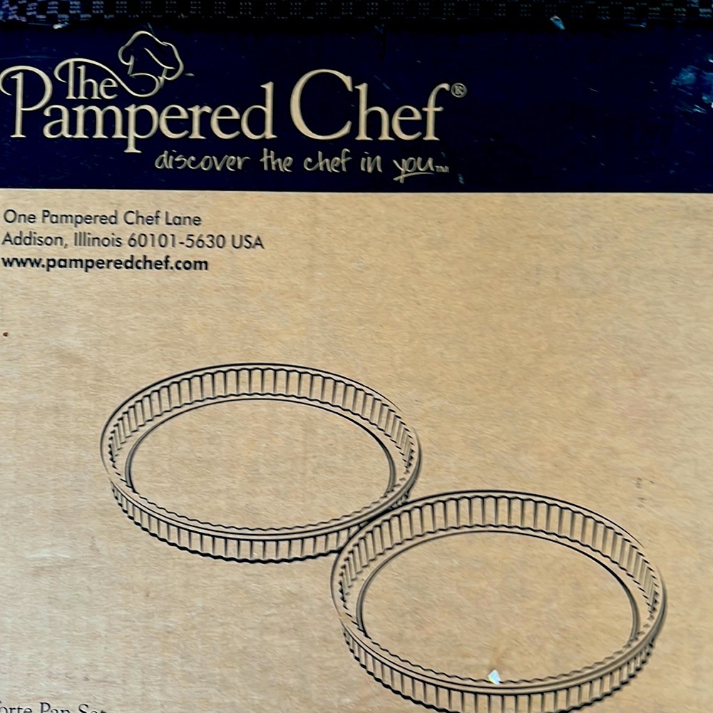 Pampered Chef torte, pan set NEW